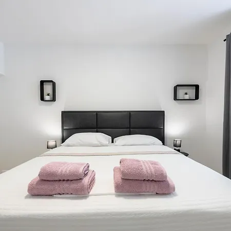 White Sunshine Apartament