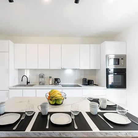 White Sunshine Apartament