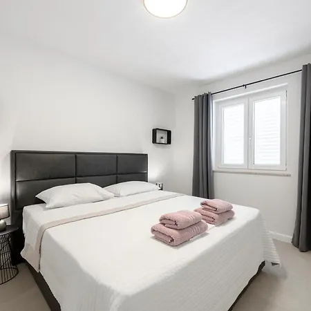 Apartament White Sunshine