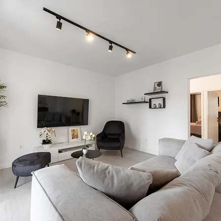 White Sunshine * Ragusa