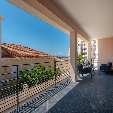 White Sunshine Appartamento *