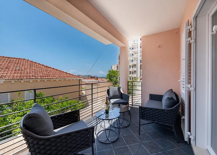 아파트 White Sunshine *